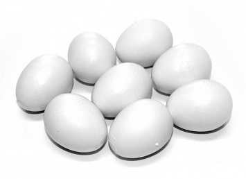 Яйцо утиное подкладочное пластиковое